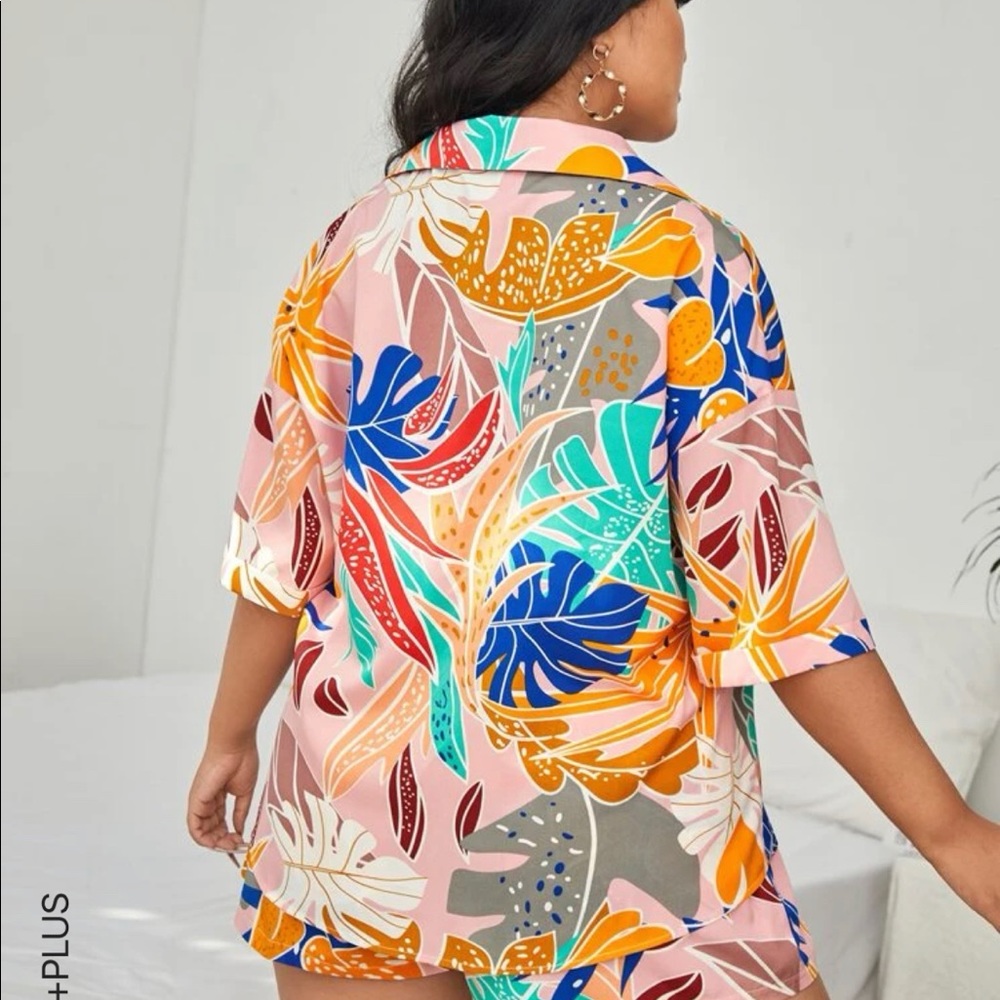 Tropical Short Set - Picture 3 of 3